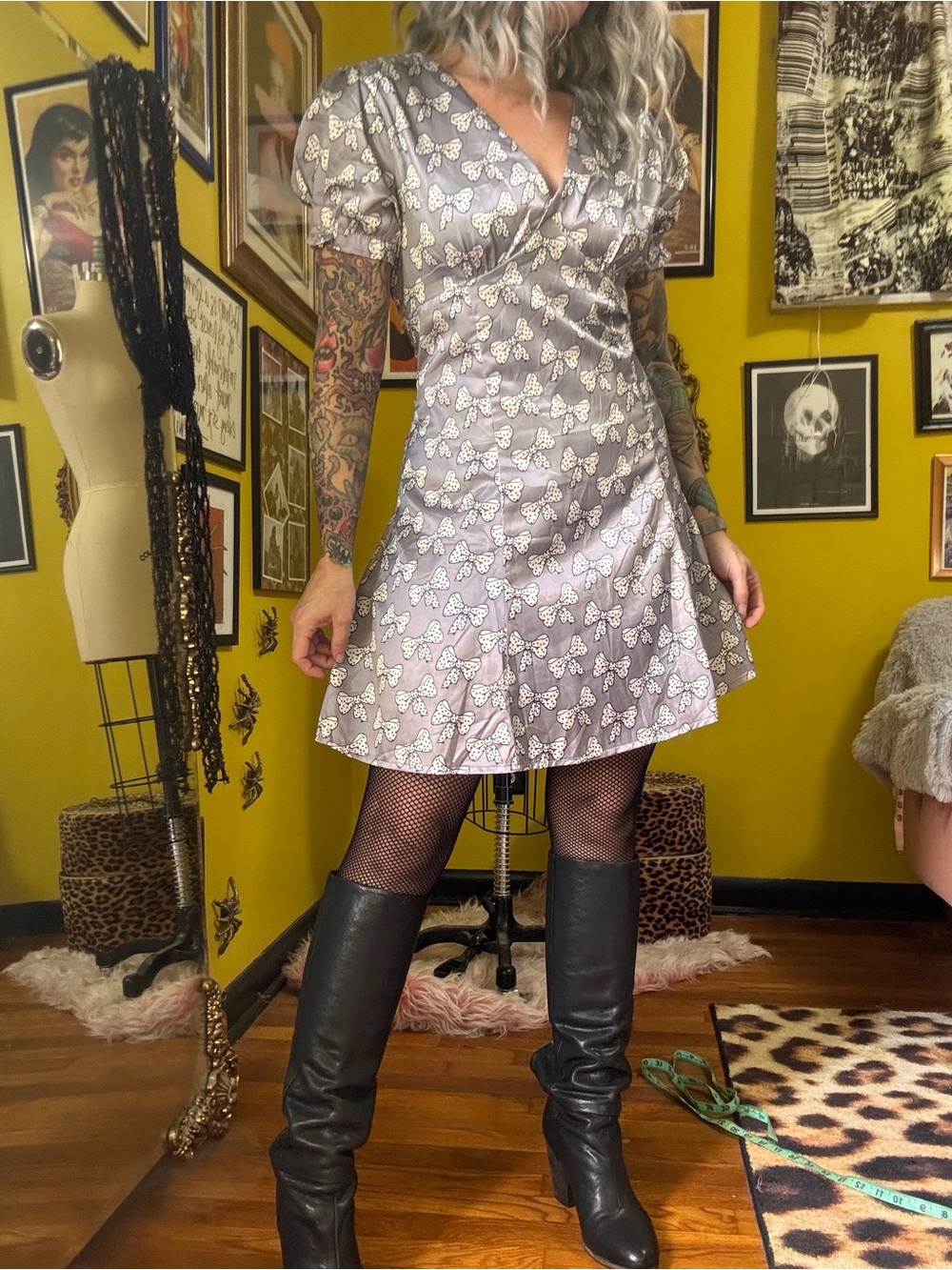 Metallic Silver Bow Print Puff Sleeve Babydoll Dress Large
